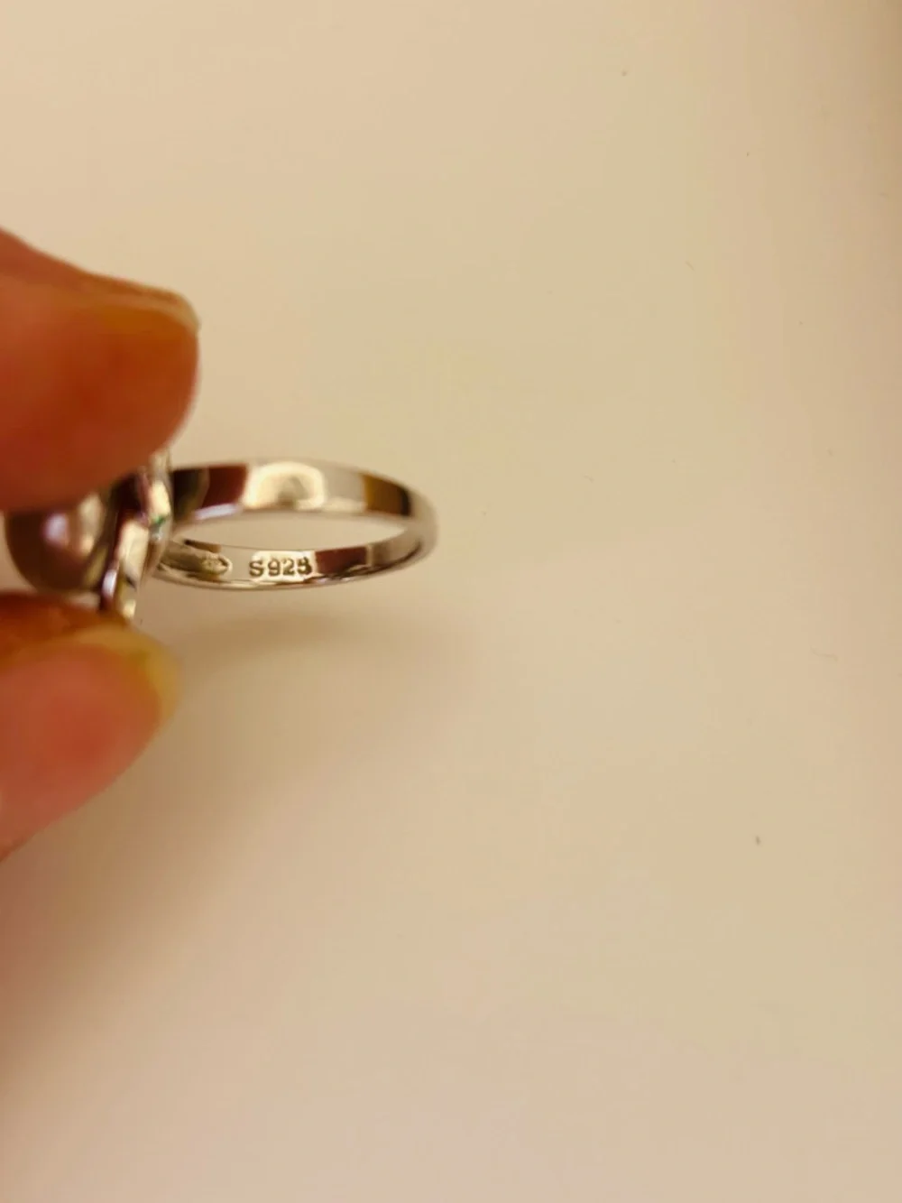 Sterling Silver Pearl Ring with Crystal Accents – Size 6.5 - Picture 3 of 11